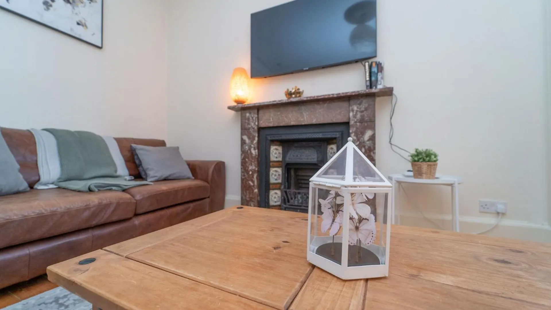 Large City Corner Apartment Edimburgo Reino Unido